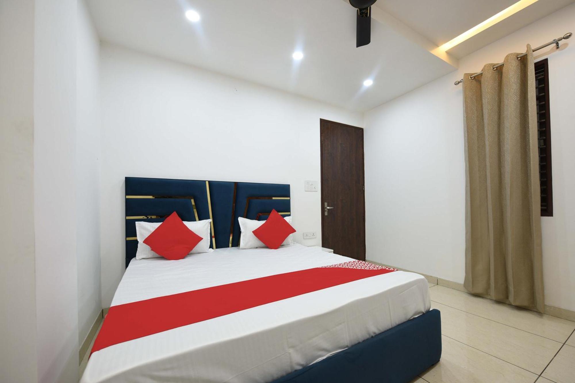 Hotel O Empire State Delhi  Bagian luar foto