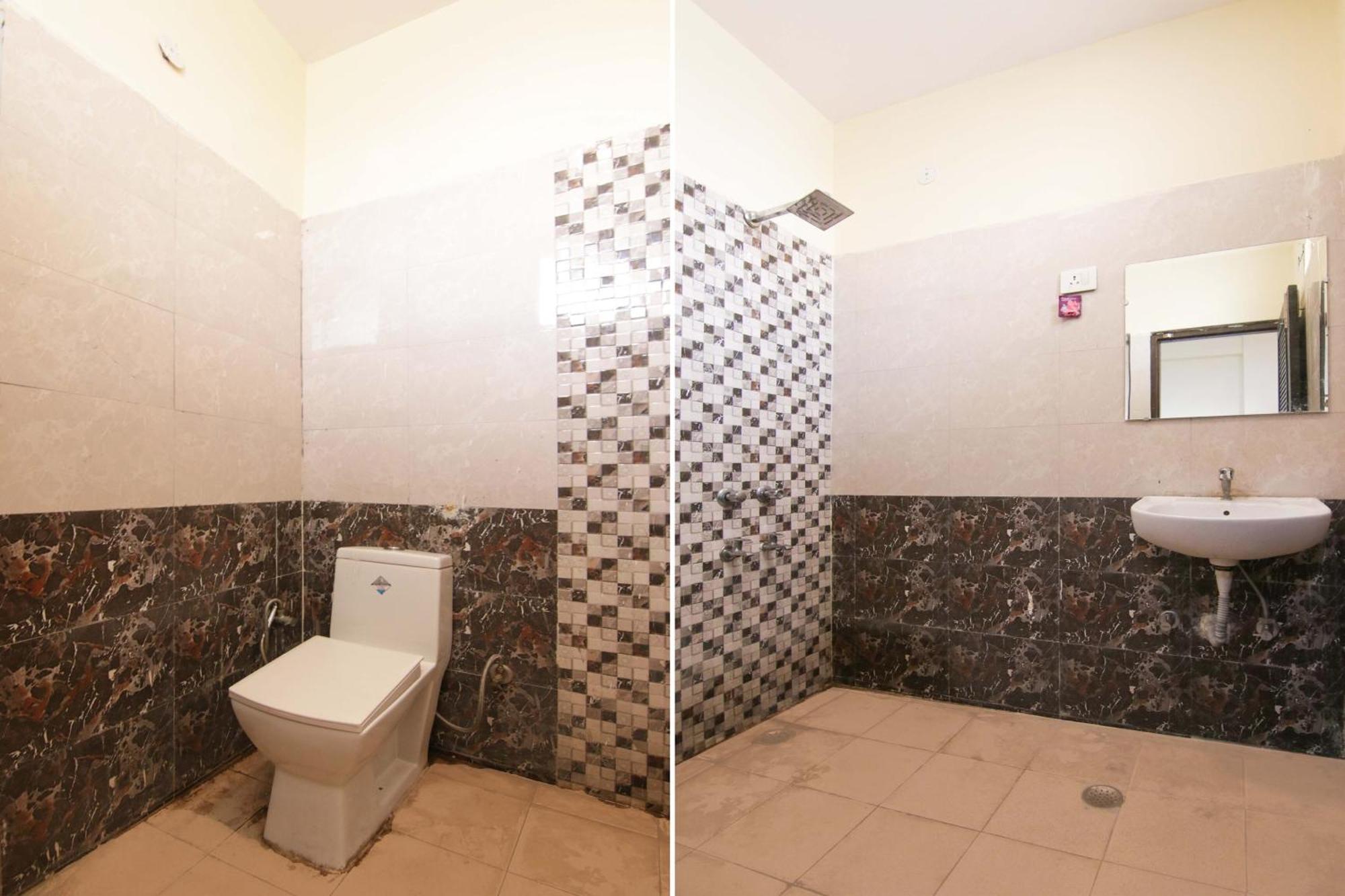 Hotel O Empire State Delhi  Bagian luar foto